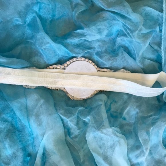 3/$15 Pearl and Rhinestone Glamorous Headband - Picture 2 of 3